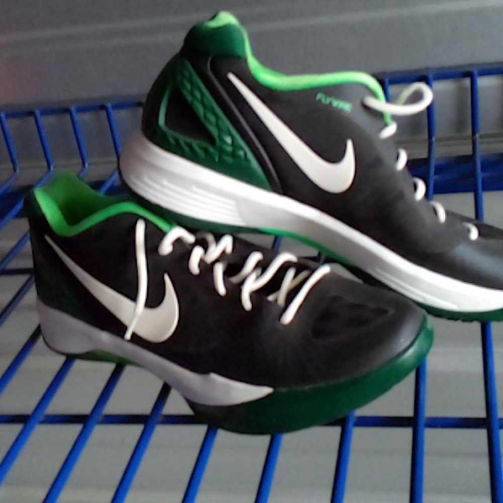 Nike flywire